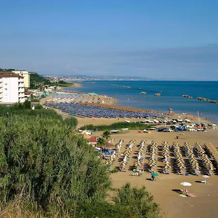 Da Iolanda - Casa Con Parcheggio, Vicino Al Centro - Max 6-8 Persone Apartment Ortona