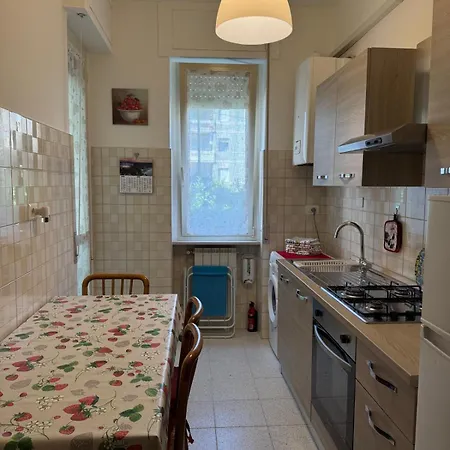 Da Iolanda - Casa Con Parcheggio, Vicino Al Centro - Max 6-8 Persone Apartment *